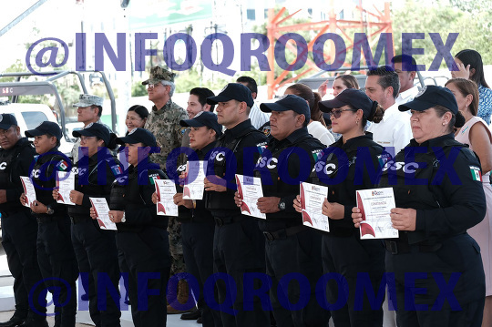 Mas vehiculos y equipo para los policias de Cancun