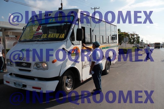 Realizan  por separado operativos para regular  transporte  publ