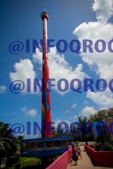 Recorrido por la Torre Esc�nica de Canc�n