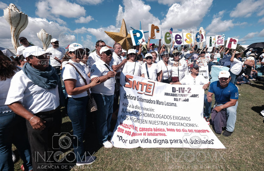 Trabajadores se manifestaron en la Glorieta del Ceviche